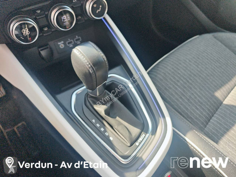 Véhicule utilitaire Renault Clio E-Tech 140 - 21N