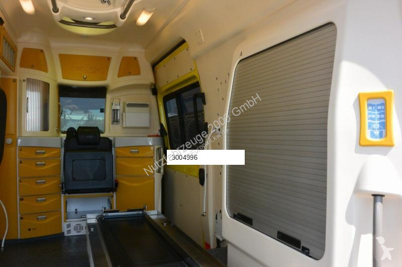 Veículo utilitário Mercedes Delfis -...