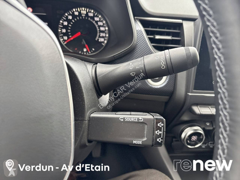 Véhicule utilitaire Renault Arkana mild hybrid...