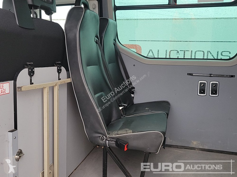 Furgoneta Iveco 35S11