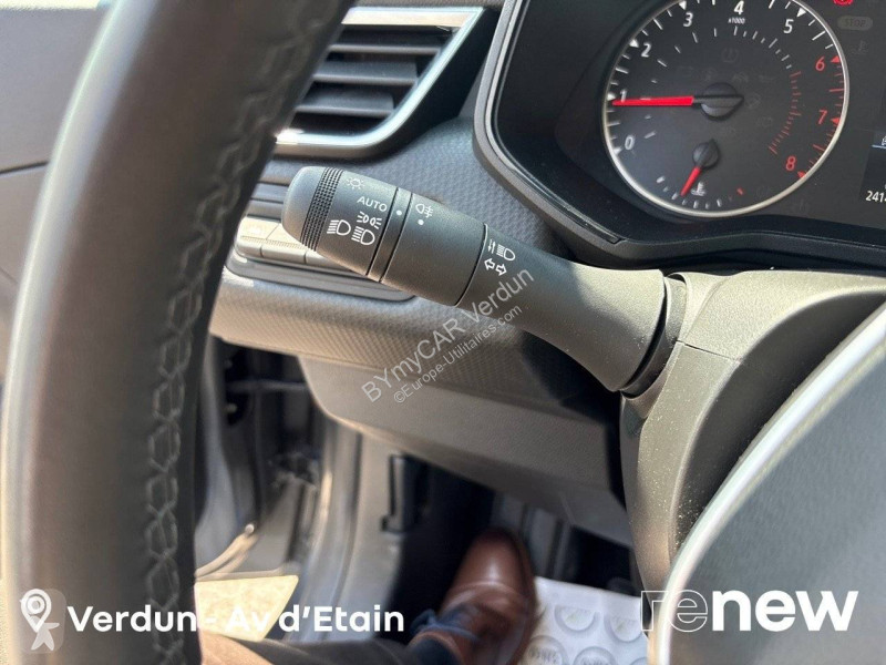 Veicolo commerciale Renault Clio TCe 90