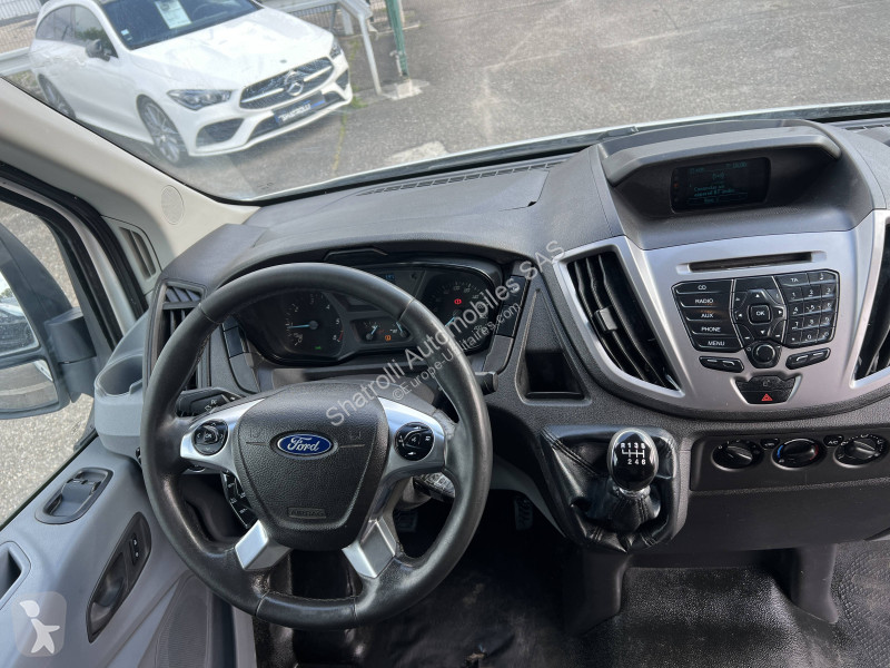 Véhicule utilitaire Ford L2H2 2.2 TDCi 155ch...