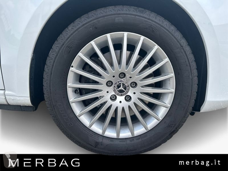 Véhicule utilitaire Mercedes 250 d Compact