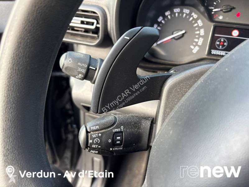 Véhicule utilitaire Citroën Berlingo Taille M...