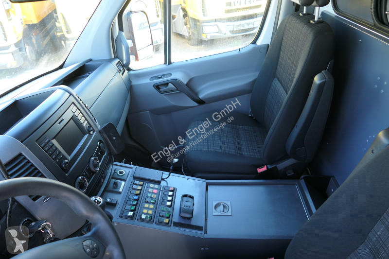 Véhicule utilitaire Mercedes Sprinter 519 CDI...