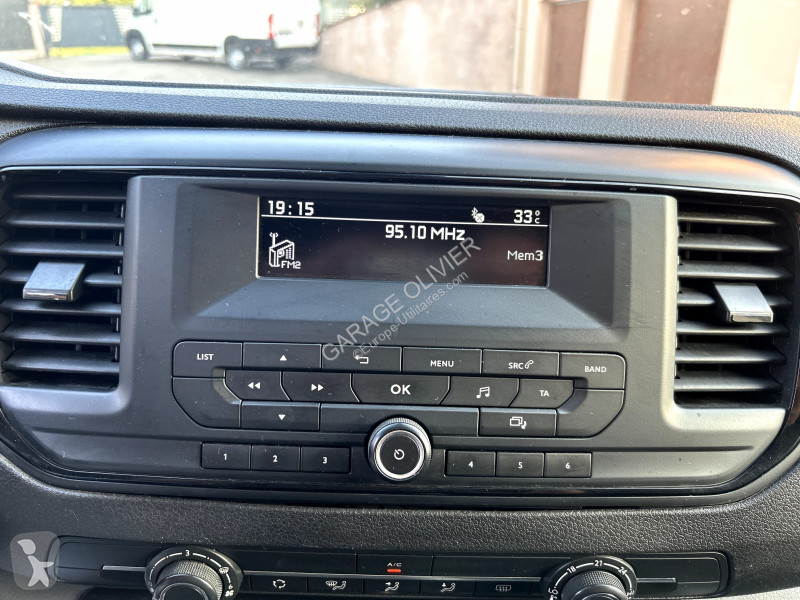 Užitkové vozidlo Peugeot 1.5 Bluehdi 100 Premium