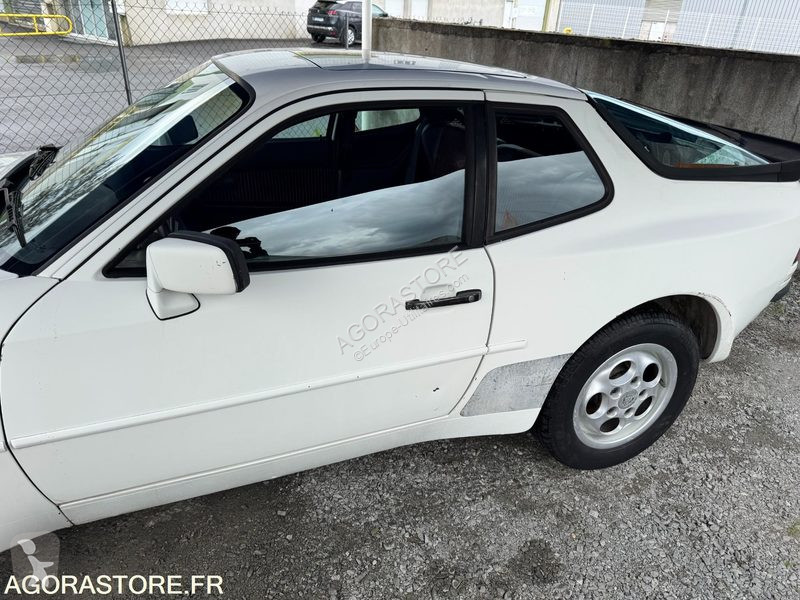 Furgoneta Porsche 944