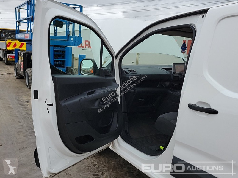 Veicolo commerciale  Berlingo 650