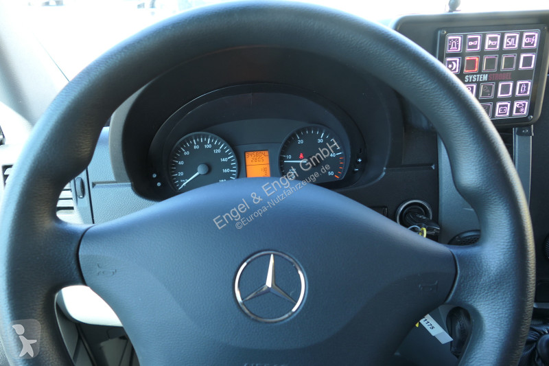 Véhicule utilitaire Mercedes Sprinter 316 CDI...