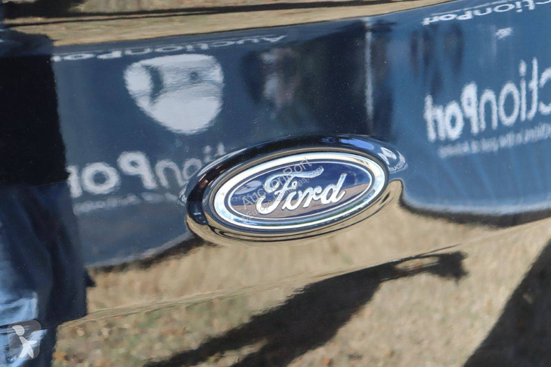 Furgoneta Ford Courier