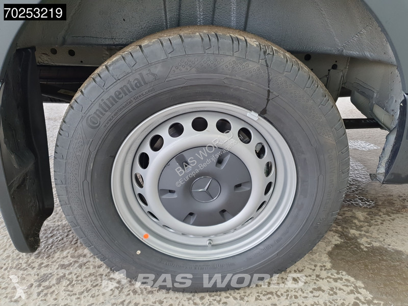 Autoutilitară Mercedes 319 CDI Automaat L2H2...