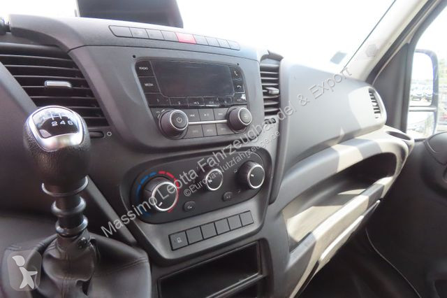 Autoutilitară Iveco 35C16  3,0 Doka+Box Euro 6...