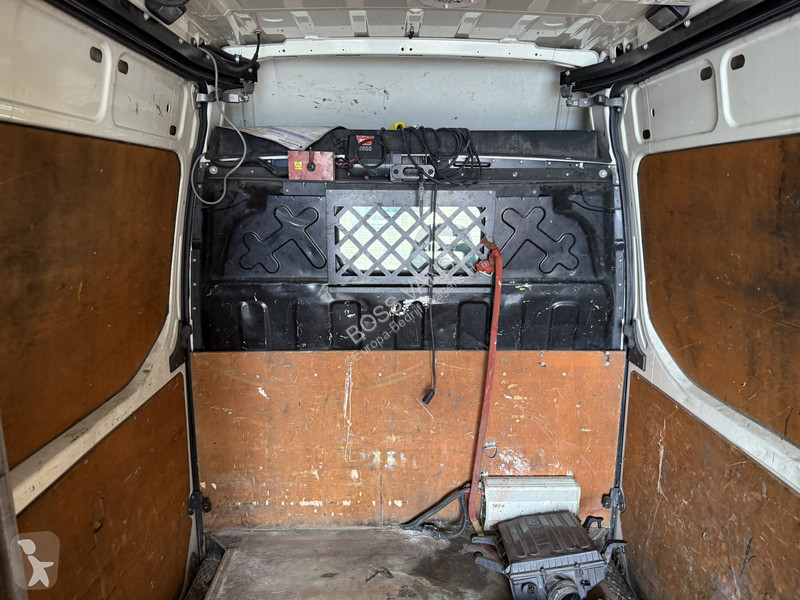 Véhicule utilitaire Iveco 70C17 3.0 **Engine...