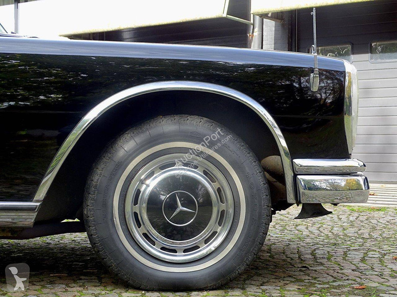 Furgoneta Mercedes  (W100) _ 600 Pullman