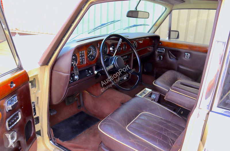 Véhicule utilitaire Rolls-Royce  Silver Shadow...
