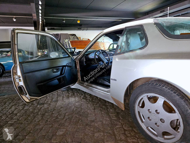 Furgoneta Porsche Turbo 944