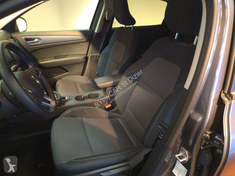 Autoutilitară Renault Arkana mild hybrid 140...