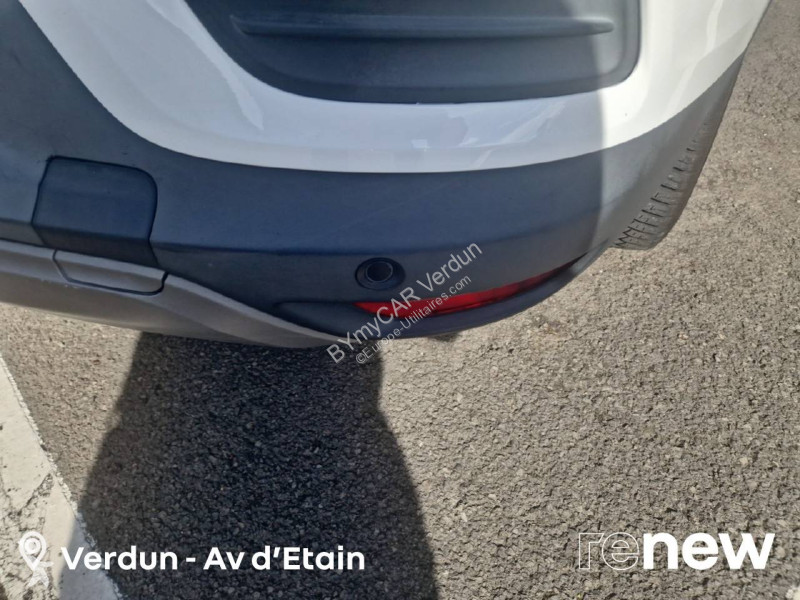Véhicule utilitaire Renault Arkana E-Tech 145 -...