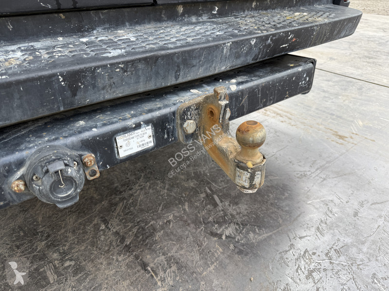 Véhicule utilitaire Iveco 35S16 2.3 L4H2...