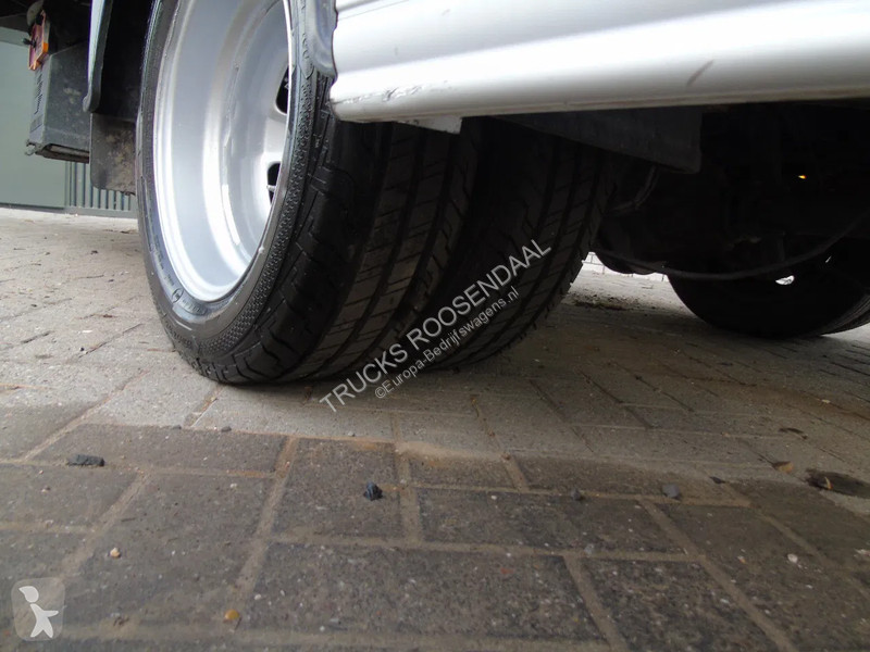 Nyttofordon Iveco 35C13 + LIFT + EURO 5