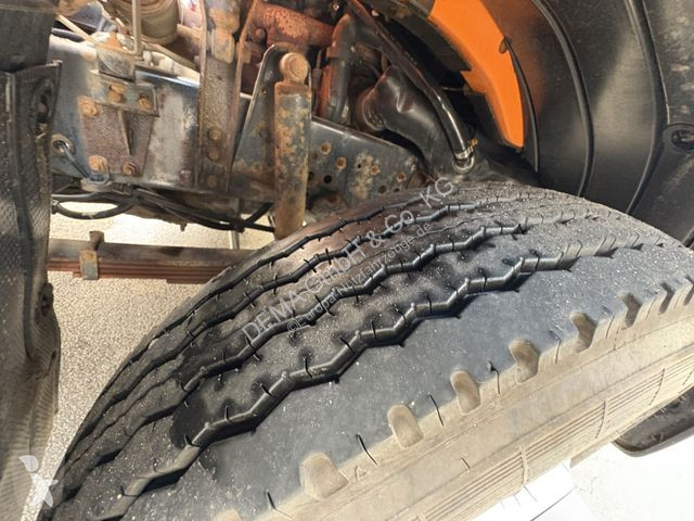 Véhicule utilitaire Iveco...