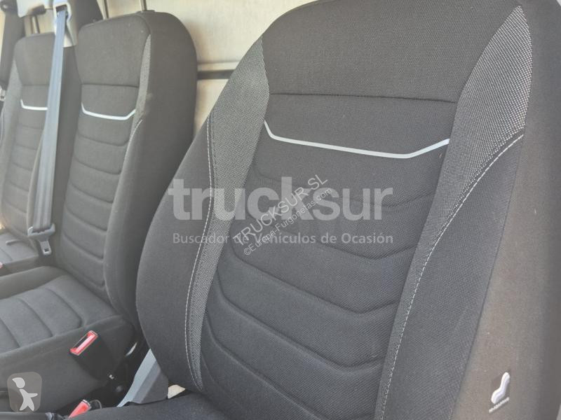Veicolo commerciale Iveco  DAILY 35C16H