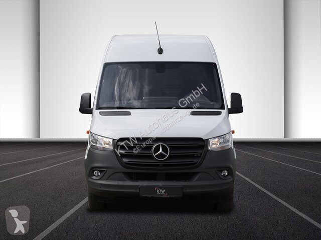 Autoutilitară Mercedes 317 CDI...