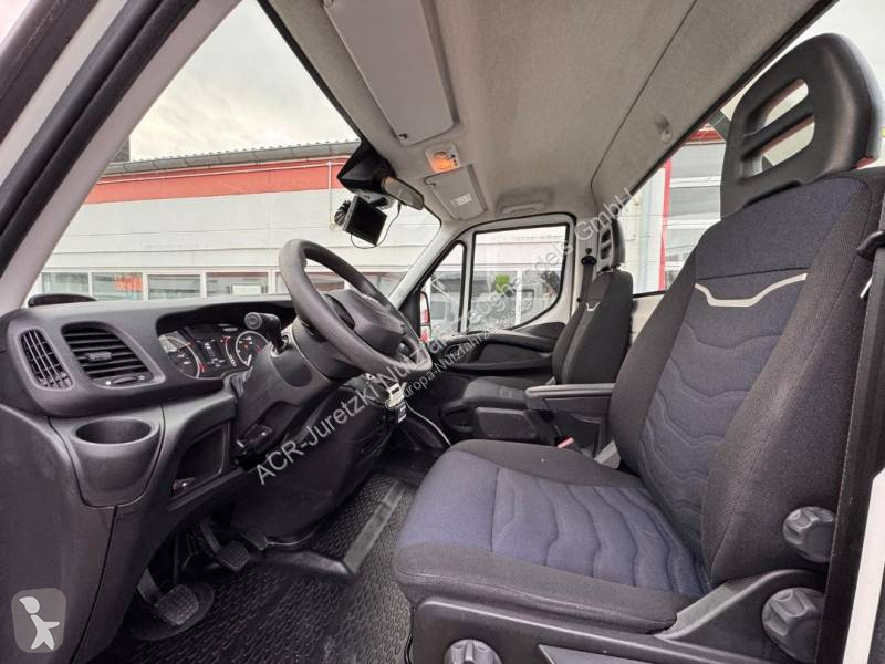 Samochód dostawczy Iveco