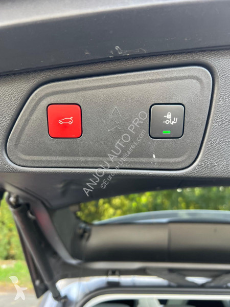 عربة نفعية Peugeot HDI 130CH BVM6 ALLURE