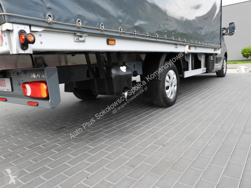 Лекотоварен автомобил Opel  MOVANO