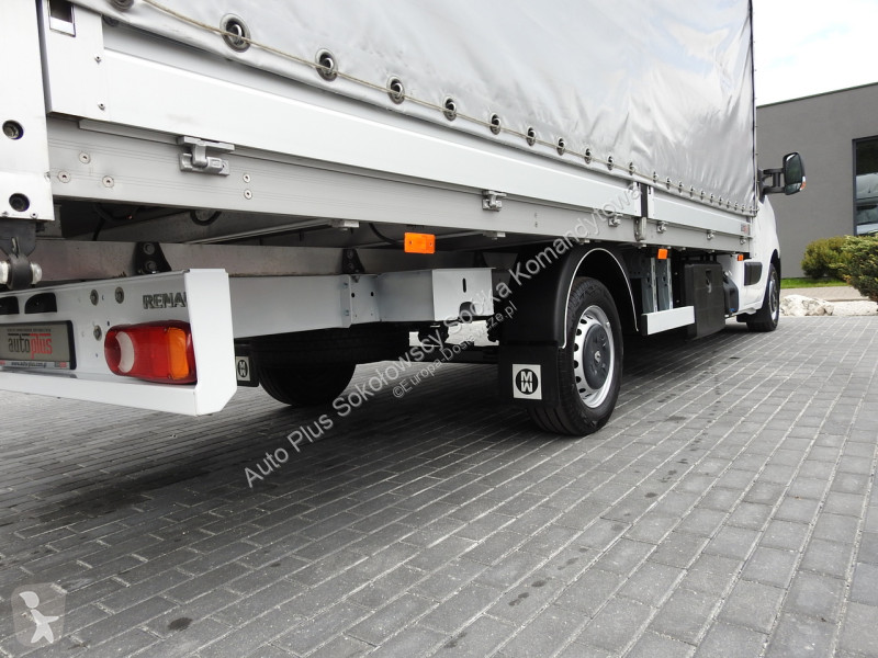 Лекотоварен автомобил Renault  MASTER