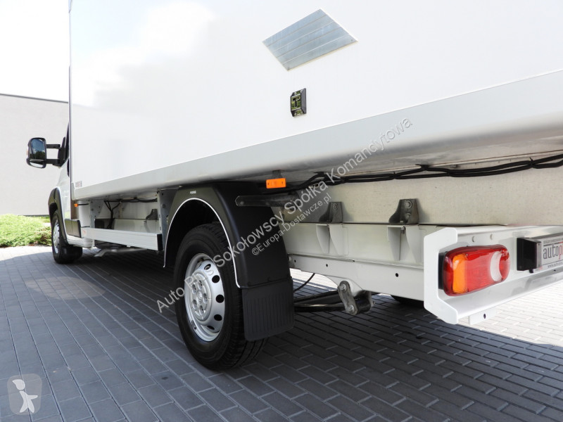 Samochód dostawczy Peugeot  BOXER