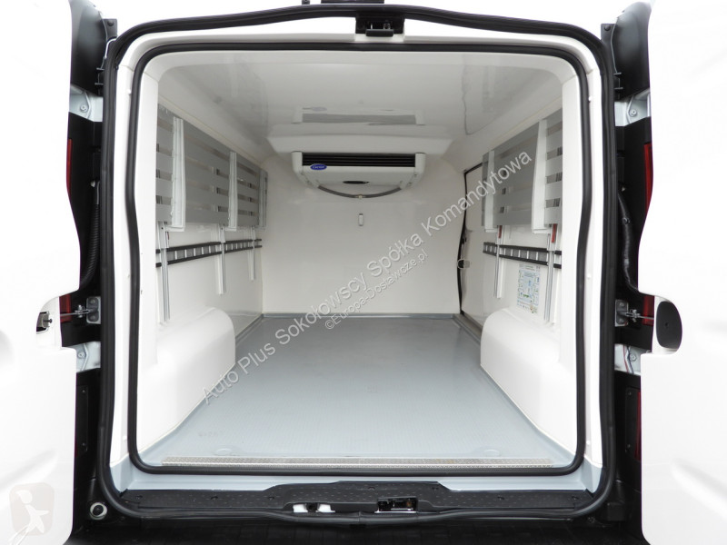 Véhicule utilitaire Renault  TRAFIC