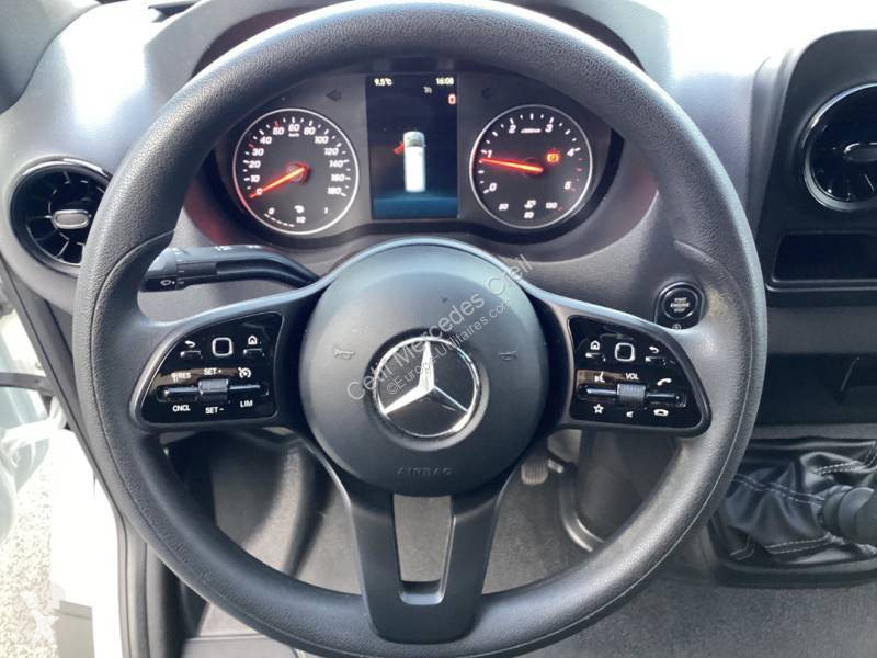 عربة نفعية Mercedes