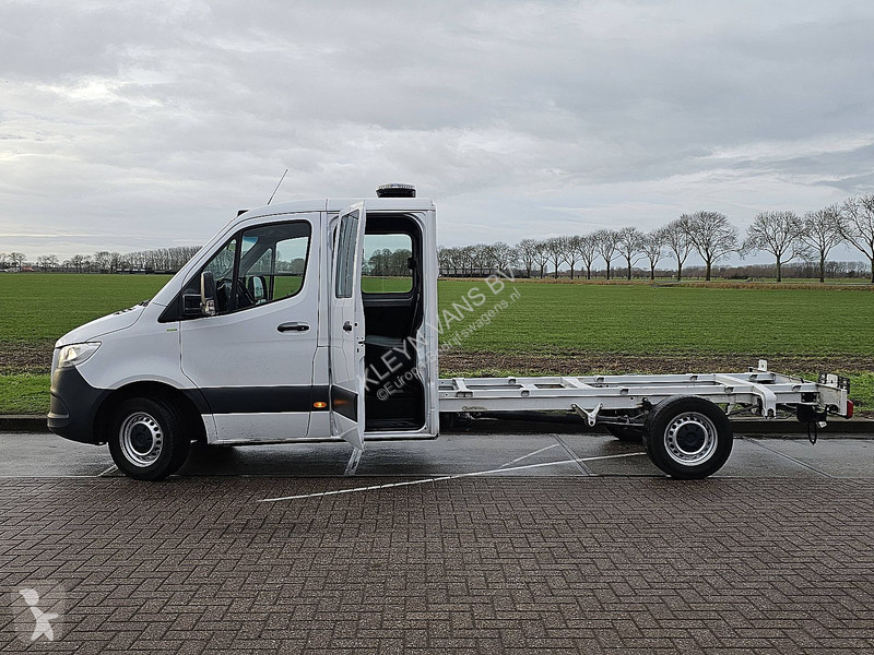 Veicolo commerciale Mercedes 319 L3 Chassis Dub...