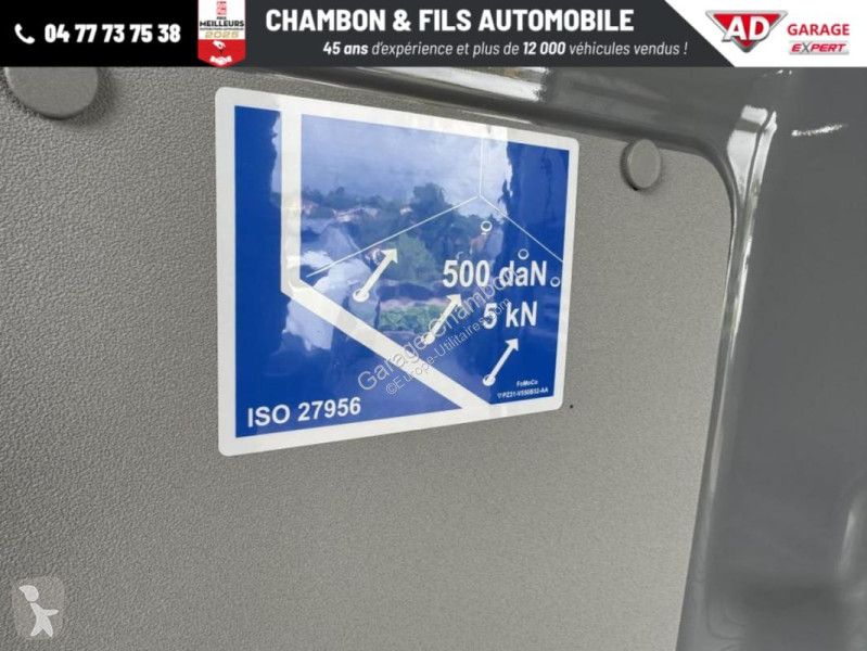 Samochód dostawczy Ford FOURGON 320 L1H1 2.0...