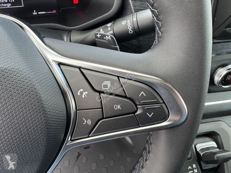 Véhicule utilitaire Renault L2H1 3T BLUE DCI...