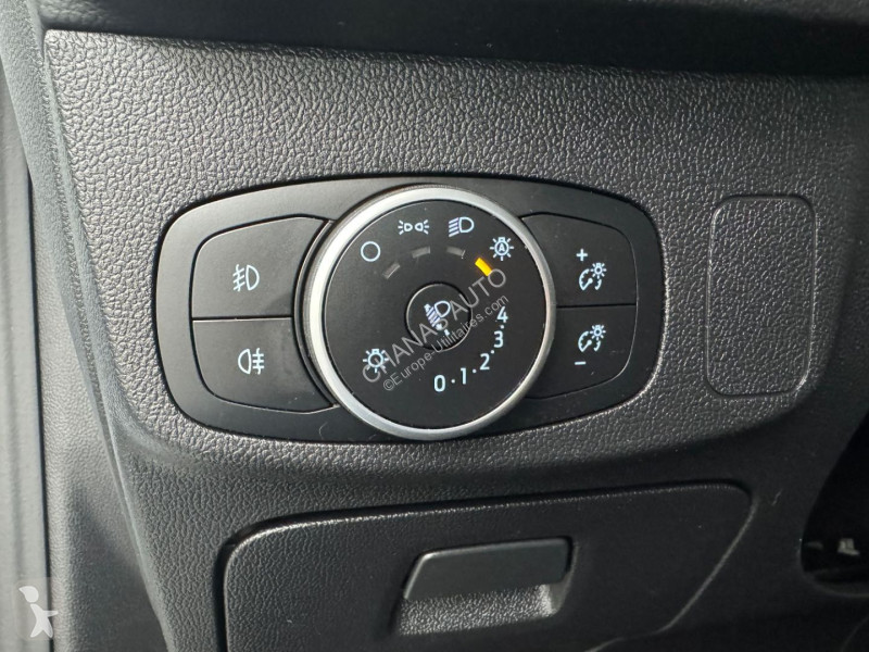 Véhicule utilitaire Ford 1.0 EcoBoost 125...