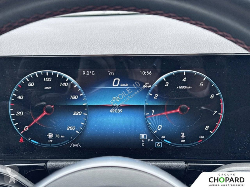 عربة نفعية Mercedes GLA 200 7G-DCT