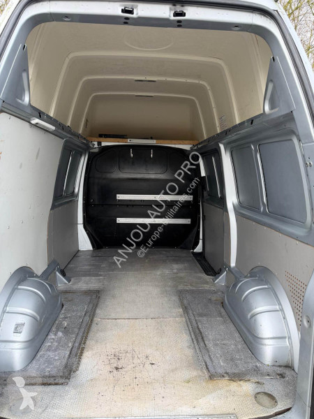 Volkswagen T6 L2H2 2.0 TDI 102 BUSINESS LINE...