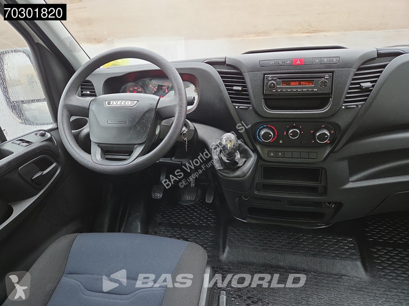 Furgoneta Iveco 35S12 L2H2 - Capacidad de...