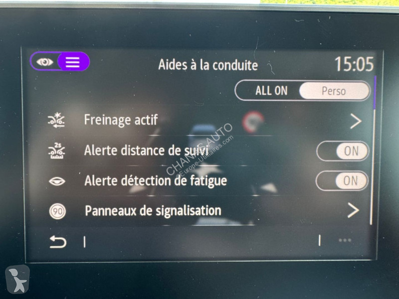 Véhicule utilitaire Renault L1H1 3T BLUE DCI...