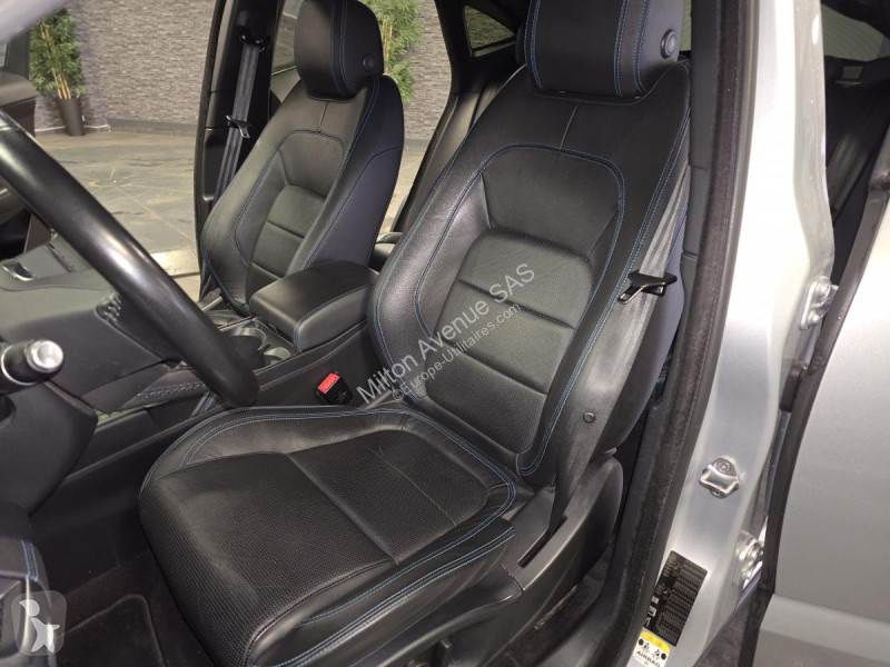Samochód dostawczy Jaguar E-PACE D150 - AWD...