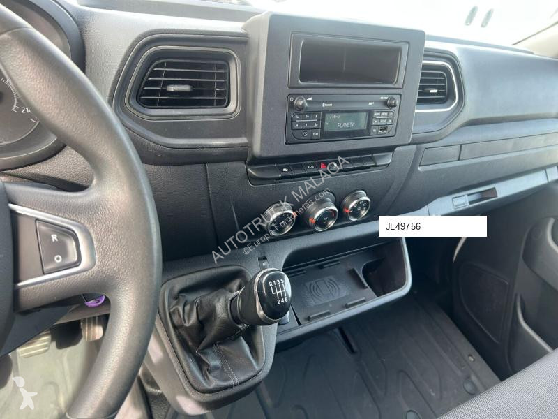 Furgoneta Renault 2.3 L2H2
