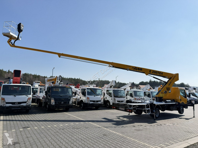 Nissan  Transporter