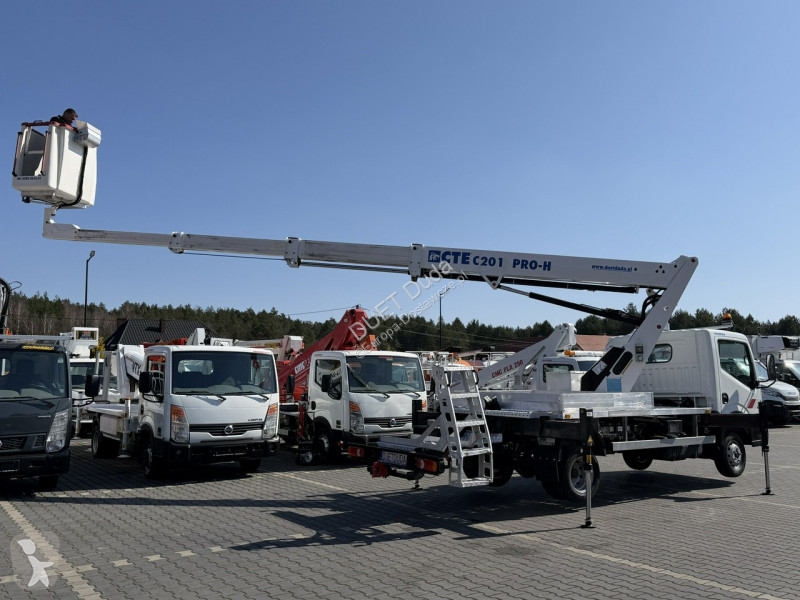Furgoneta Nissan