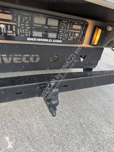 عربة نفعية Iveco