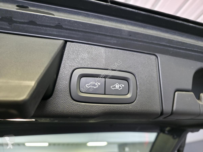 Samochód dostawczy Volvo XC60 B4 Micro-Hybride...