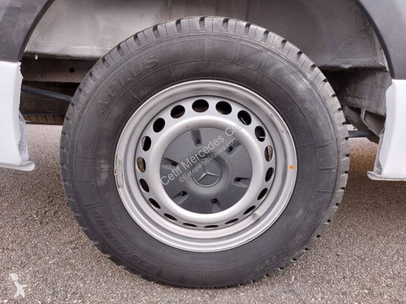 عربة نفعية Mercedes