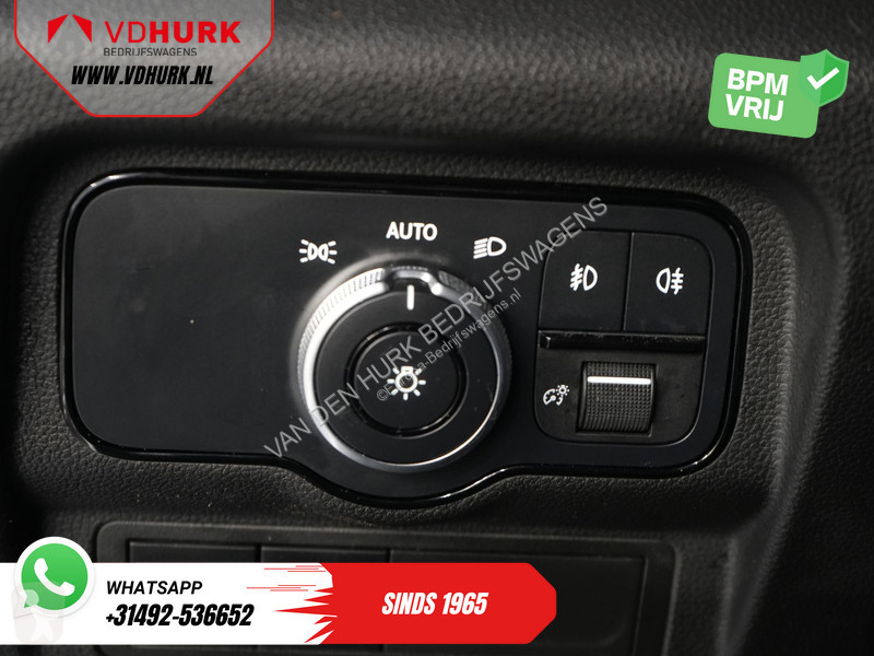 Furgoneta Mercedes 112 CDI 3 Pers./ LED/...